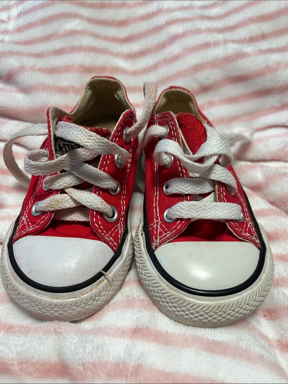 Converse Kids Red Canvas Low-Top Sneakers with White Laces